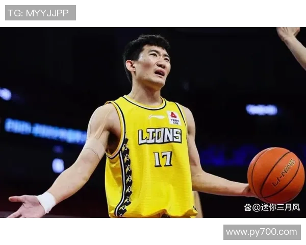 孙铭徽引领球队新风潮展现控卫智慧与中国男篮未来希望